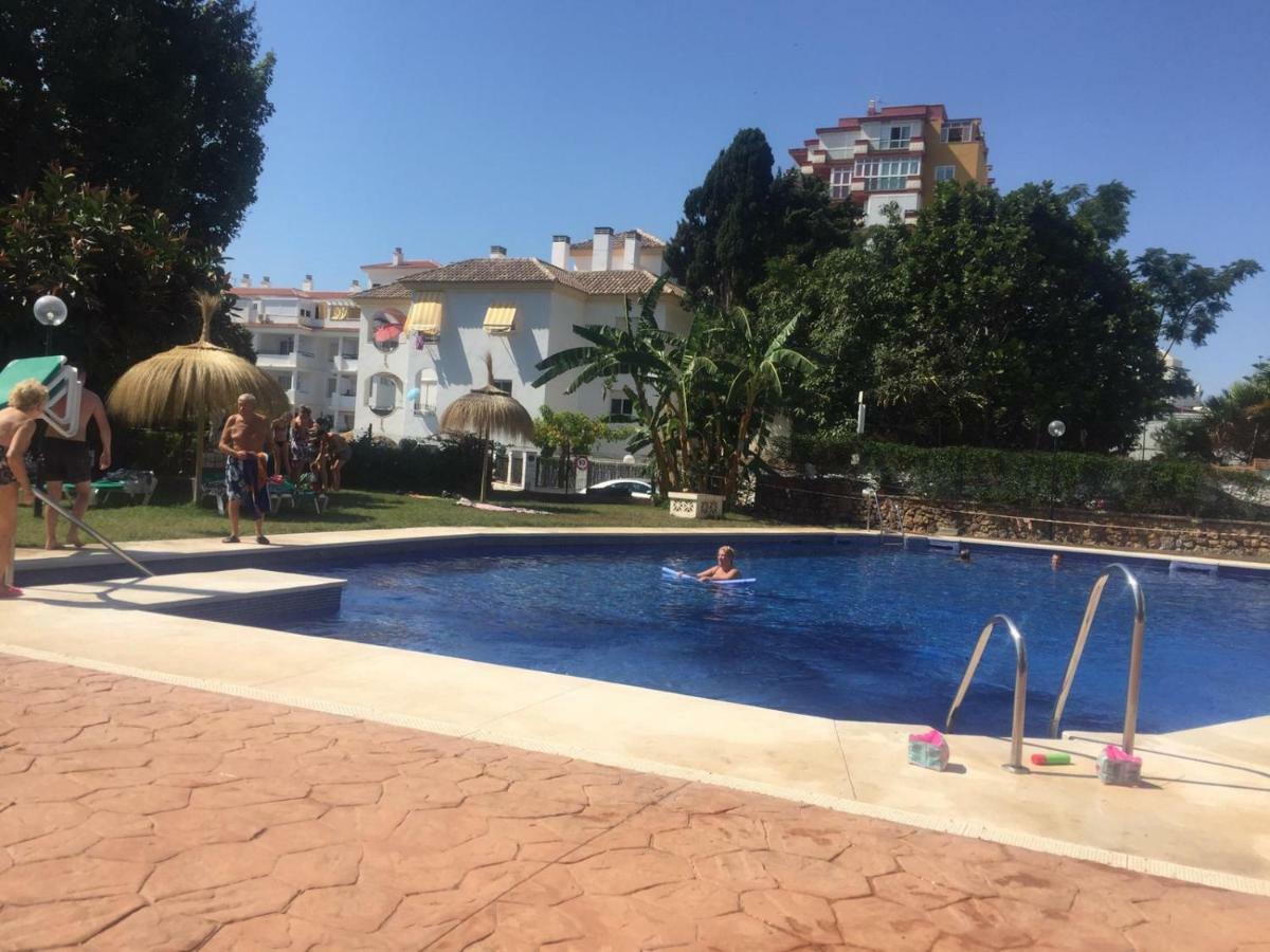 Carihuela Park Palace Torremolinos Exterior photo