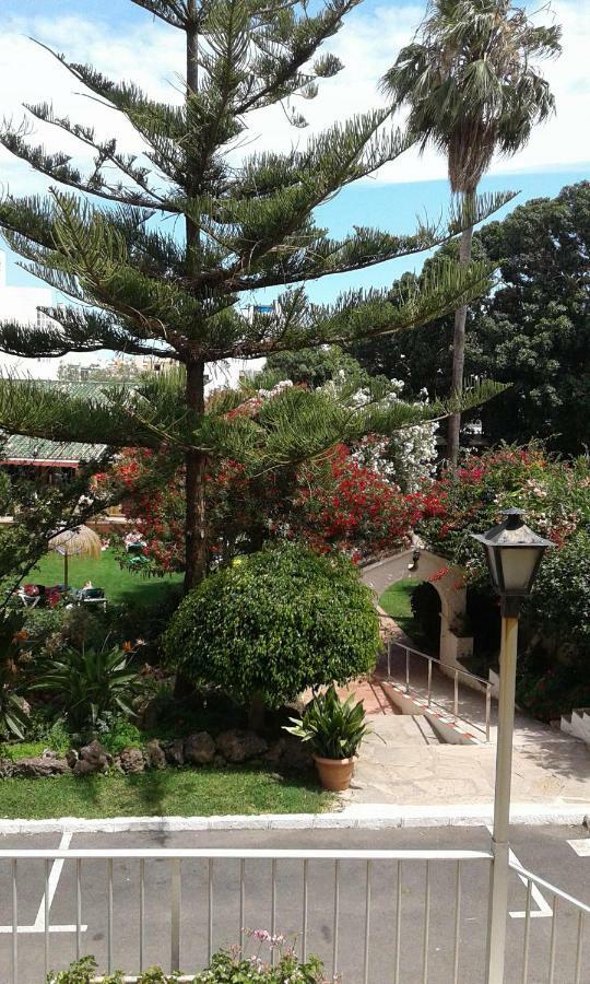 Carihuela Park Palace Torremolinos Exterior photo